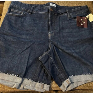 NWT Ava & Viv High Rise Jean Shorts